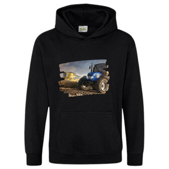 Zwarte hoodie met Blauwe trekker